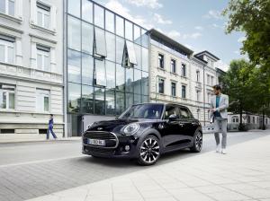 2017 Mini Cooper 5-Door Blackfriars